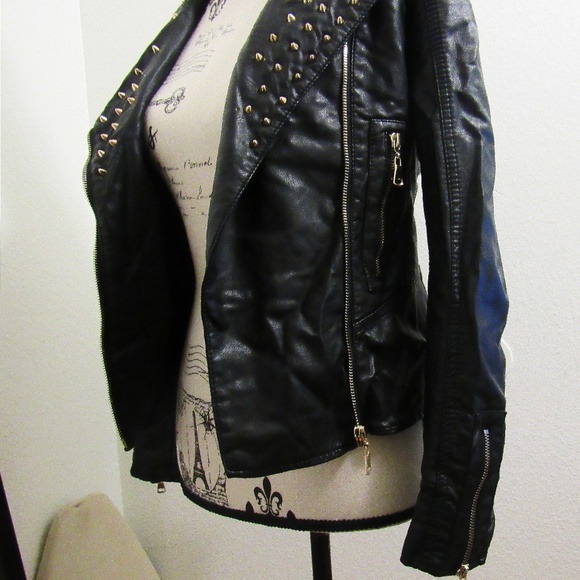F21 STUDDED MOTO JACKET - FAUX LEATHER - Picture 4 of 8